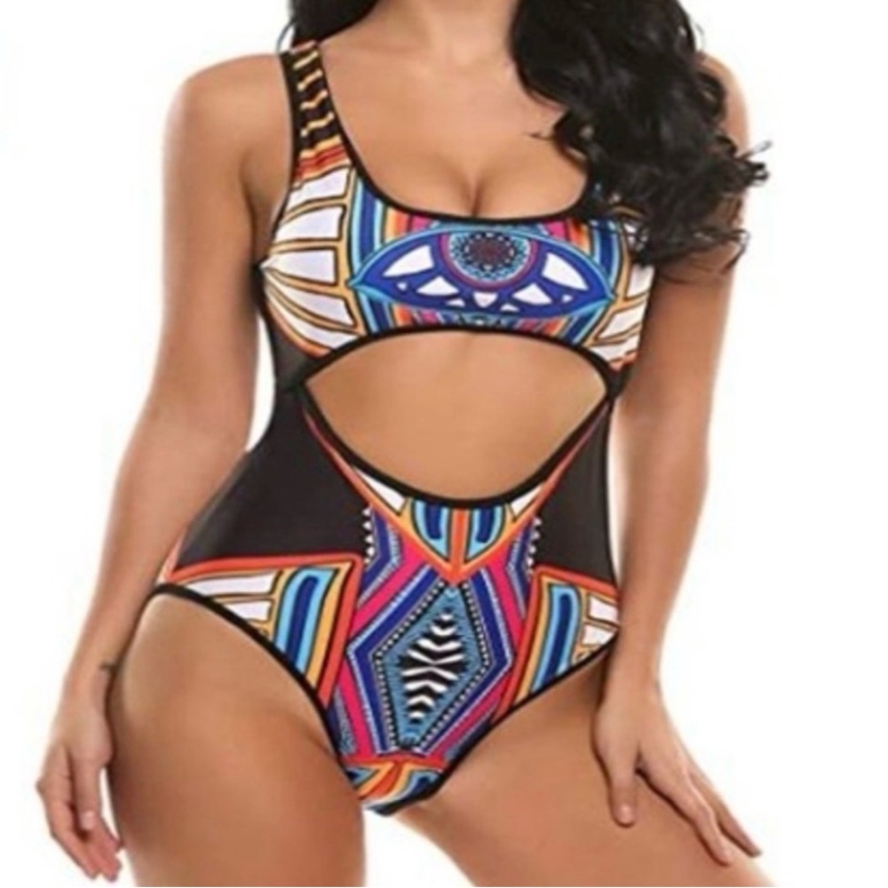 M Black Multicolor Cutout One-Piece Swimsuit with Geo Print